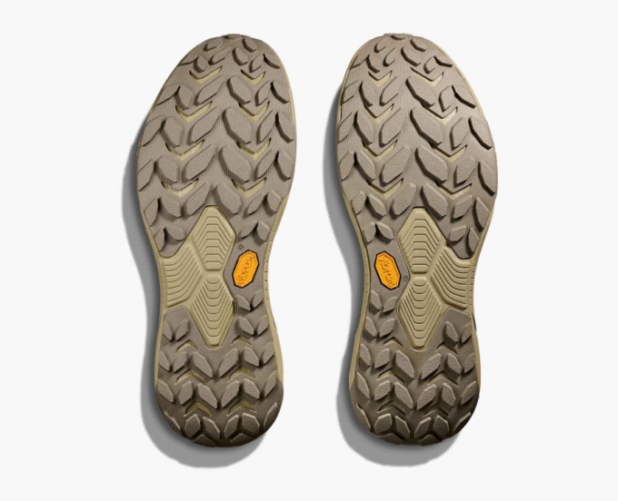 HOKA ONE ONE Transport